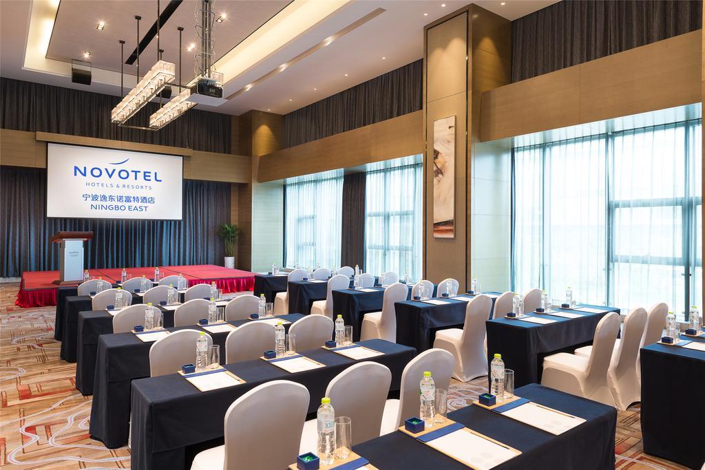 Novotel Ningbo East Esterno foto